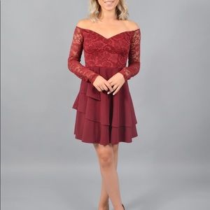 NEW City Vibe Burgundy Floral Lace Sleeve Dress
